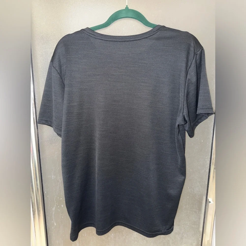 🟪Firm Price🟪 Nike Dri fit short sleeve tee